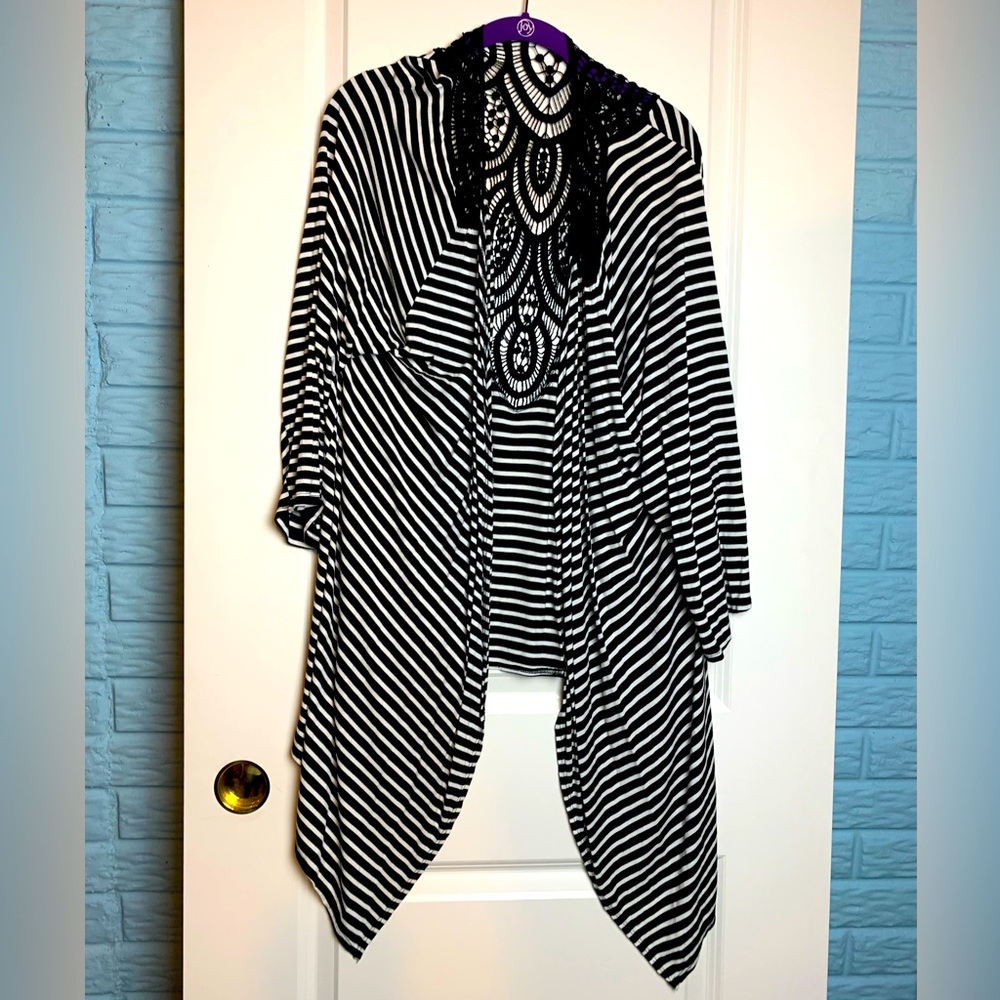 Avenue Lightweight Carnigan